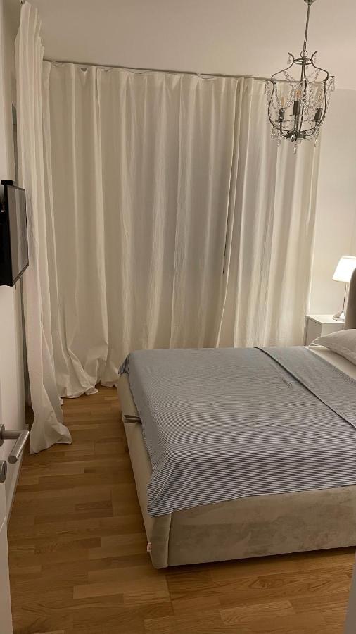 Apartment Leon Makarska Esterno foto