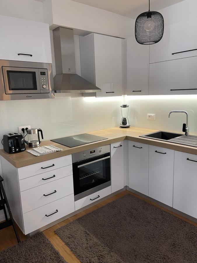 Apartment Leon Makarska Esterno foto